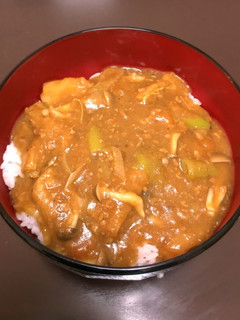 残りカレーで作る!お出汁のきいたカレー丼-レシピのメイン写真