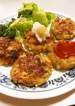 お肉なし豆腐・竹輪・エリンギのハンバーグ-レシピのメイン写真