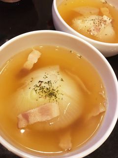 新玉ねぎの丸ごとスープ-レシピのメイン写真
