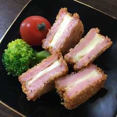 รูปของ お弁当に♡お魚バーグのチーズはさみフライ