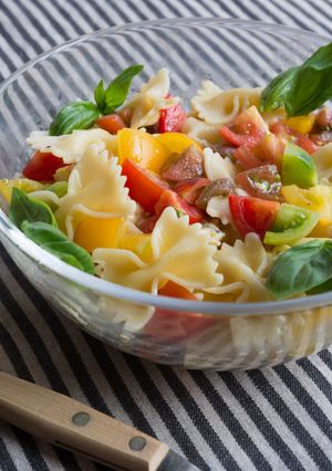 ミニトマトのおいしい切り方!パスタサラダ-レシピのメイン写真