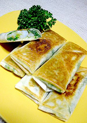 パリパリ★ウマウマ　エビニラ焼き春巻き-レシピのメイン写真