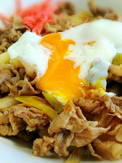 超簡単温玉がとろ~り豚丼レシピ-レシピのメイン写真