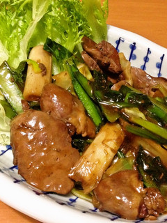 鶏レバーとハツでレバニラ炒め-レシピのメイン写真