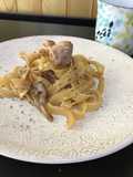 鶏肉と舞茸のクリームパスタ♪