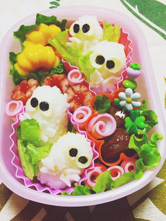 キャラ弁 ムーミンより花畑のニョロニョロ-レシピのメイン写真