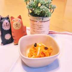 รูปของ お惣菜シリーズブナぴーとニンジンのラペ