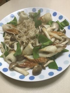 キノコとピーマンのバター醤油炒め-レシピのメイン写真