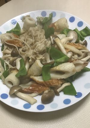 キノコとピーマンのバター醤油炒め-レシピのメイン写真