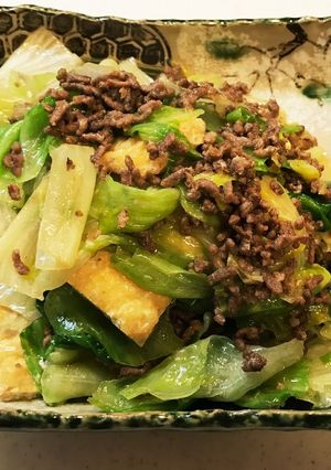 牛ひき肉とレタスと油揚げのマヨソース炒め-レシピのメイン写真