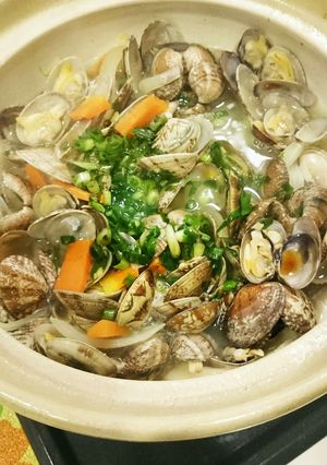 土鍋で！あさりの酒蒸しバター醤油-レシピのメイン写真