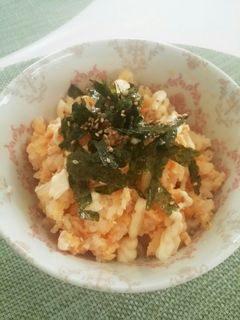 簡単ランチ!ふわっ明太マヨ卵丼-レシピのメイン写真