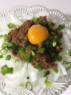 レンジで簡単、新玉ねぎの麻婆肉味噌かけ-レシピのメイン写真