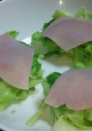 簡単　春キャベツとロースハムのサラダ-レシピのメイン写真