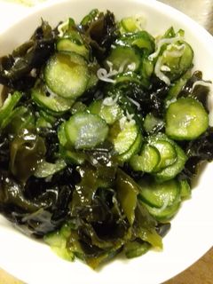 簡単!きゅうりとわかめの酢の物♪-レシピのメイン写真
