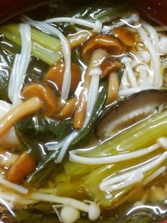 白だしで*なめこと小松菜きのこのお吸い物-レシピのメイン写真