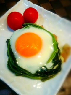 ほうれん草とベーコンでココット風目玉焼き-レシピのメイン写真
