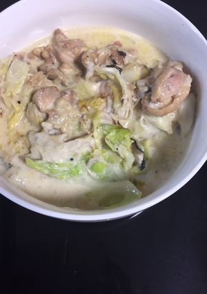 春キャベツと鶏肉ときのこのクリーム煮-レシピのメイン写真