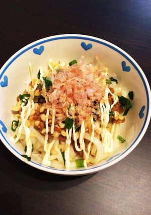 簡単ランチ！お好み焼き風 納豆うどん-レシピのメイン写真