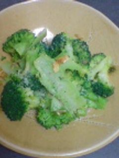 ブロッコリーのガーリック炒め-レシピのメイン写真