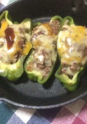 絶品!? とろ〜りチーズの肉詰めピーマン-レシピのメイン写真