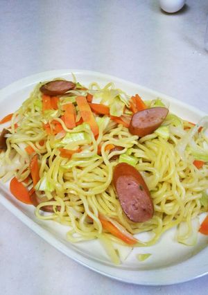 簡単塩焼きそば♬(ラーメン粉末スープで)-レシピのメイン写真