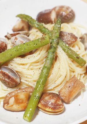 春のアサリ、アスパラとしいたけのパスタ-レシピのメイン写真