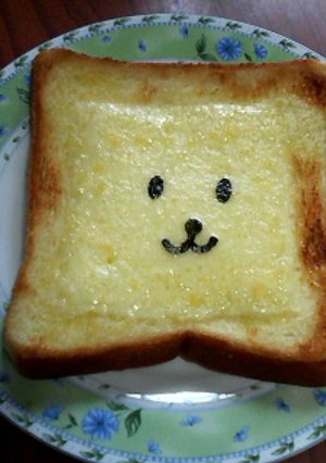 朝食トーストを少しhappyに-レシピのメイン写真