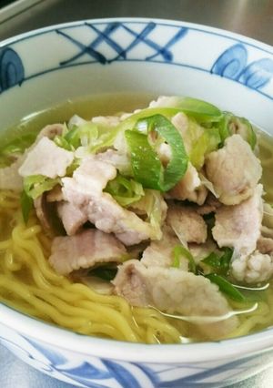 鶏ガラ素 塩ラーメン 簡単 スープ-レシピのメイン写真
