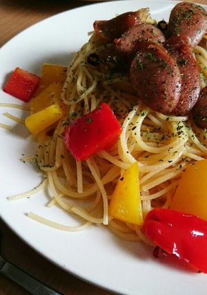 ウインナーとパプリカの彩りペペロンチーノ-レシピのメイン写真
