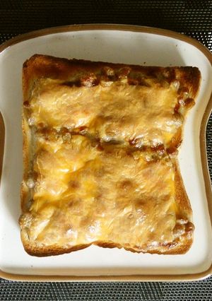 ガッツリ朝食☆納豆マヨチーズトースト-レシピのメイン写真