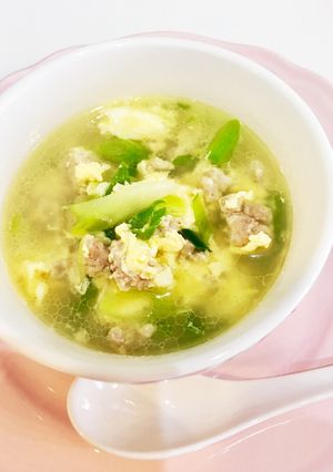 鶏ひき肉と卵のスープ-レシピのメイン写真