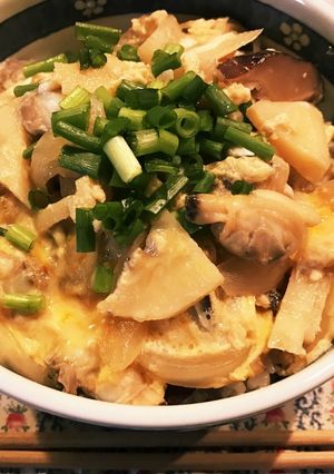 アサリと筍の卵とじ丼-レシピのメイン写真