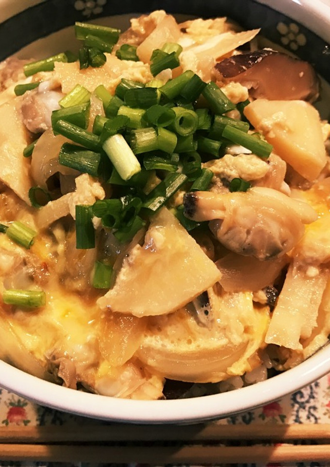 アサリと筍の卵とじ丼-レシピのメイン写真