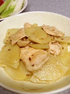 新じゃがと鶏むね肉のクミン炒め-レシピのメイン写真