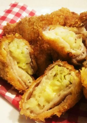 豚バラで☆春キャベツと新玉葱の三角揚げ☆-レシピのメイン写真