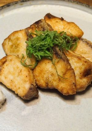 柚子胡椒が美味しい！ブリのカリッと揚げ-レシピのメイン写真