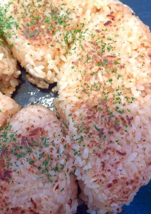 フライパンで簡単♪生姜焼き風焼きおにぎり-レシピのメイン写真
