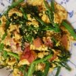 菜の花とベーコンの玉子炒め