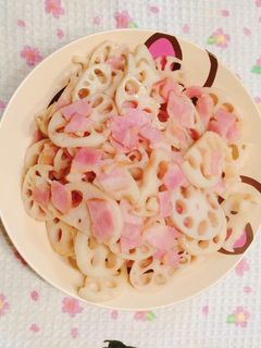 超簡単!蓮根とベーコンの醤油炒め-レシピのメイン写真