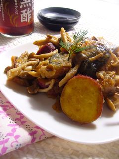 秋刀魚とさつまいもとしめじのさっぱり煮-レシピのメイン写真