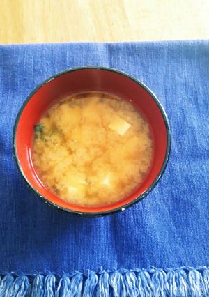 基本 豆腐とワカメの味噌汁-レシピのメイン写真