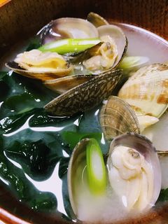あさりとわかめの味噌汁♪-レシピのメイン写真