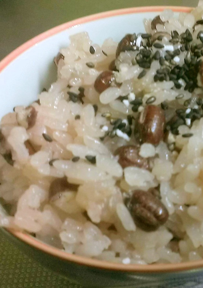 炊飯器でお米+もち米の簡単お赤飯-レシピのメイン写真