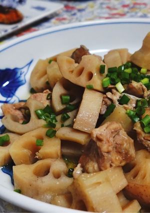 超簡単♡鶏ももと蓮根の煮物-レシピのメイン写真
