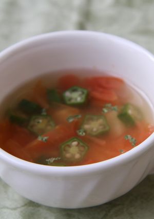 オクラとトマトのスープ-レシピのメイン写真