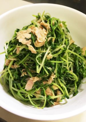 簡単！豆苗とツナのごま油炒め-レシピのメイン写真