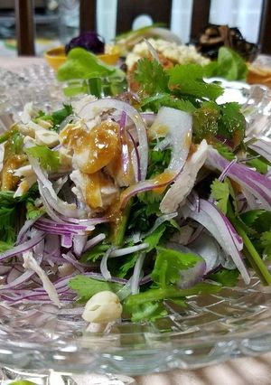 蒸し鶏とパクチーのサラダ♡-レシピのメイン写真