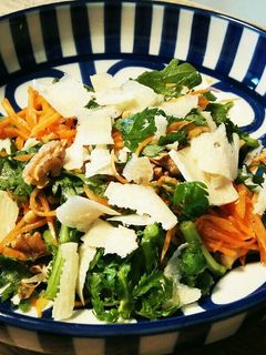 材料4つ♪人参と春菊のビタミンサラダ♪-レシピのメイン写真