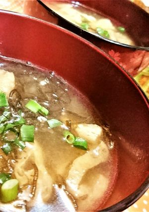 ヘルシー★お手軽【もずくとアゲの味噌汁】-レシピのメイン写真